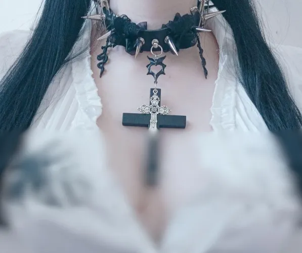 This is much hotter than not blurry by VirtualxAngel