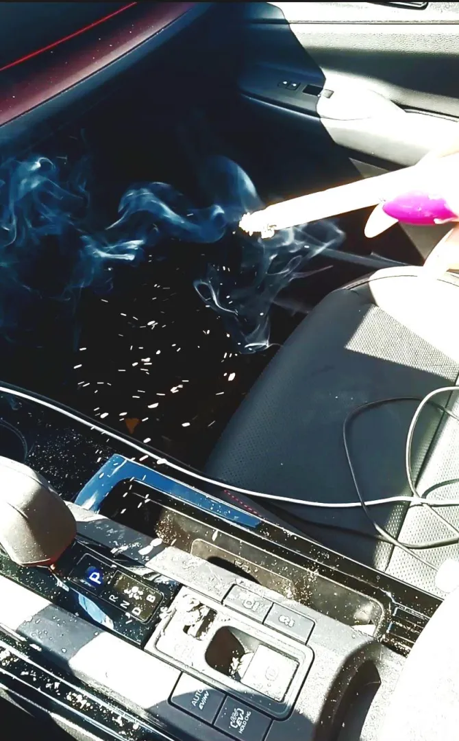 This is what happens when I take my non-smoking boyfriends new car..I do what I want.. posted by evastemptations