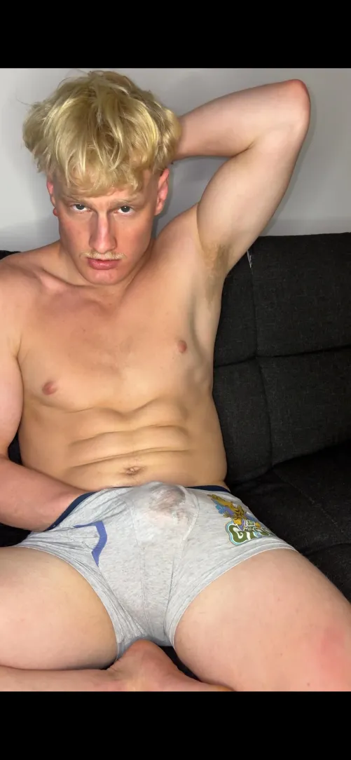 This is what happens when my horniness build up by Liammlustx