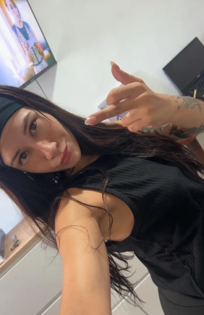 This is your 24/7 view. PATHETIC posted by Arianaxx_