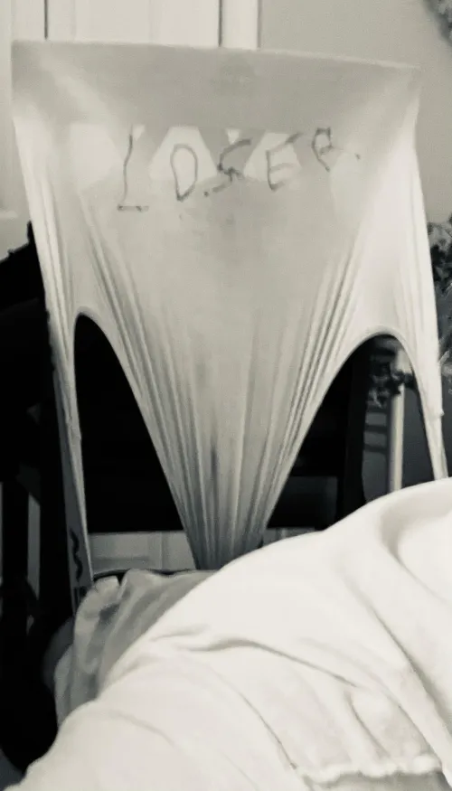 this loser begged for exposure. everyone laugh at their pathetic undies getting stretched out by veryveryveryy