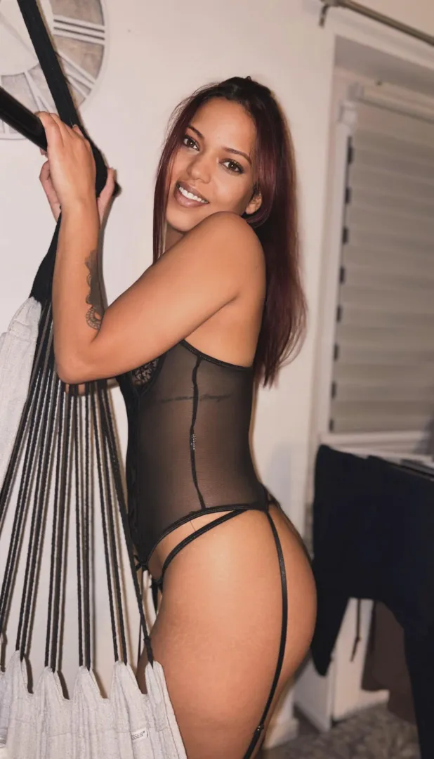 this mood makes me want to stay close posted by mysticcherryyy