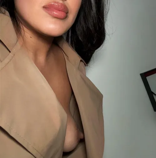 This outfit gets a lot of attention… by EmotionalWait1465