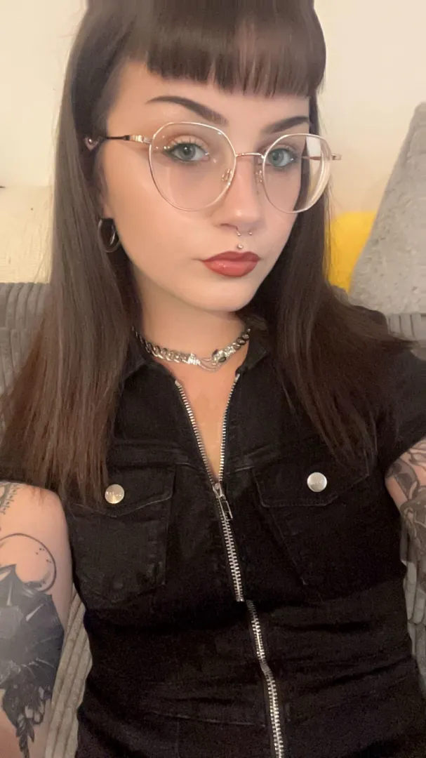 this perfect face drains your wallet so easily ✨ posted by strawberryxgirl0