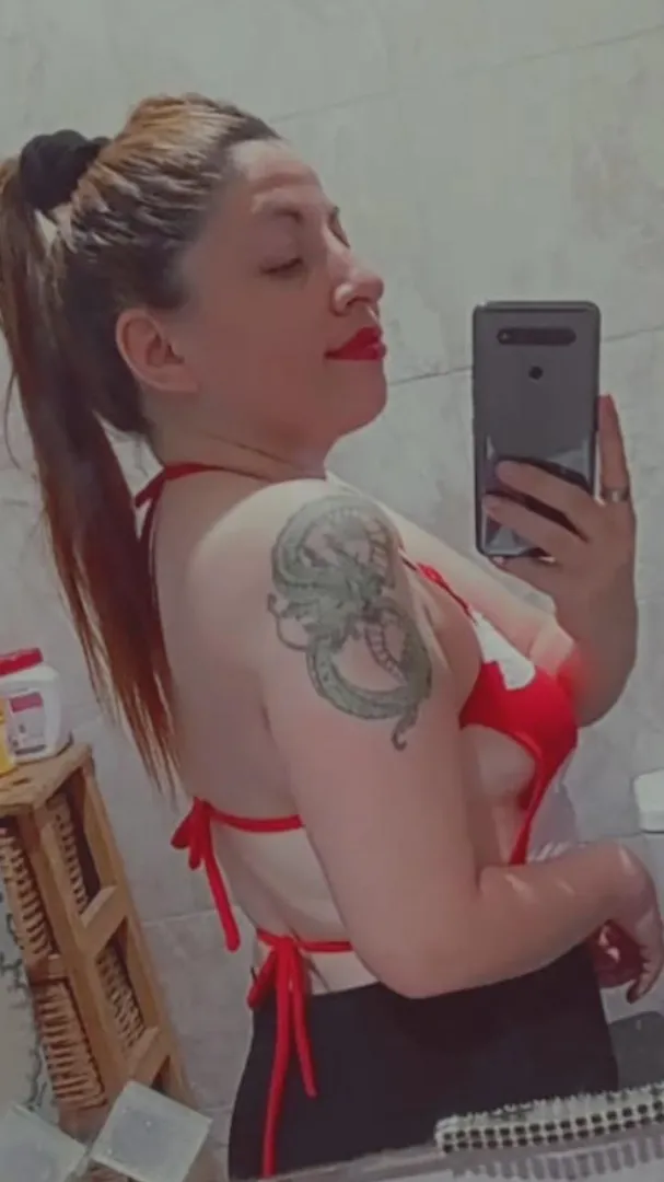 This side view’s full of sneaky surprises, come closer? posted by matchancola