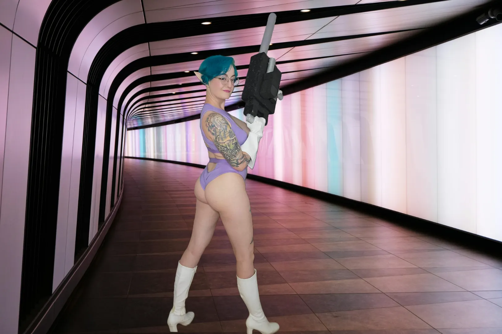 This space fairy's got a thing for big guns... posted by spacefairyastrid