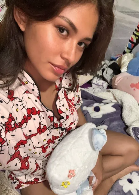 This version of me doesn’t hold back  posted by Emotional-Gift-4640