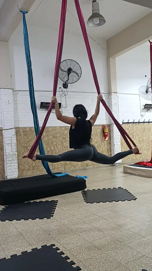 Those leggings really show off my figure, I'm a flexible acrobat by Immediate-Factor69
