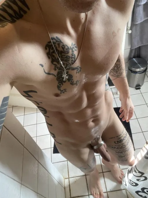 Tid til bad by OokamiKink