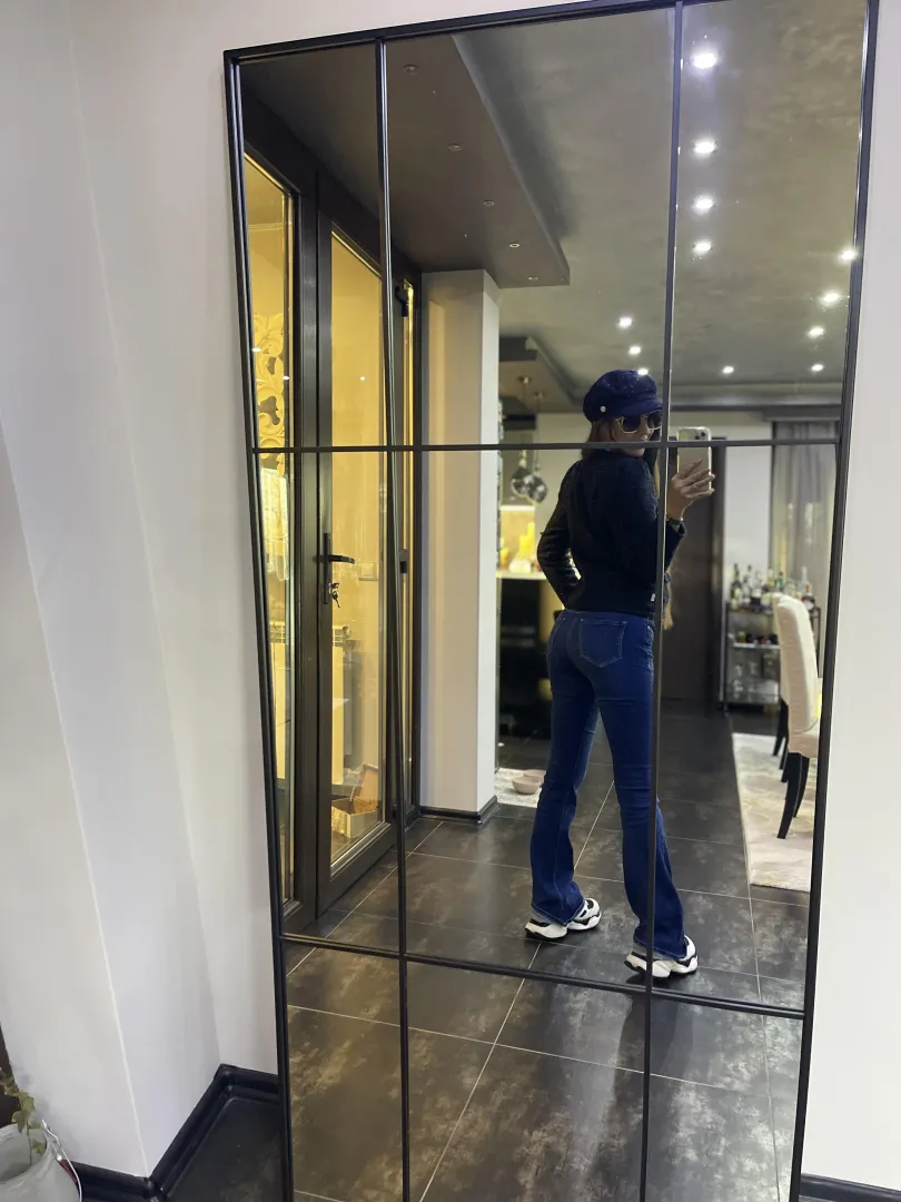 Tight rounded hot petite butt into tight jeans is making you weak I know posted by TheClassyGoddess