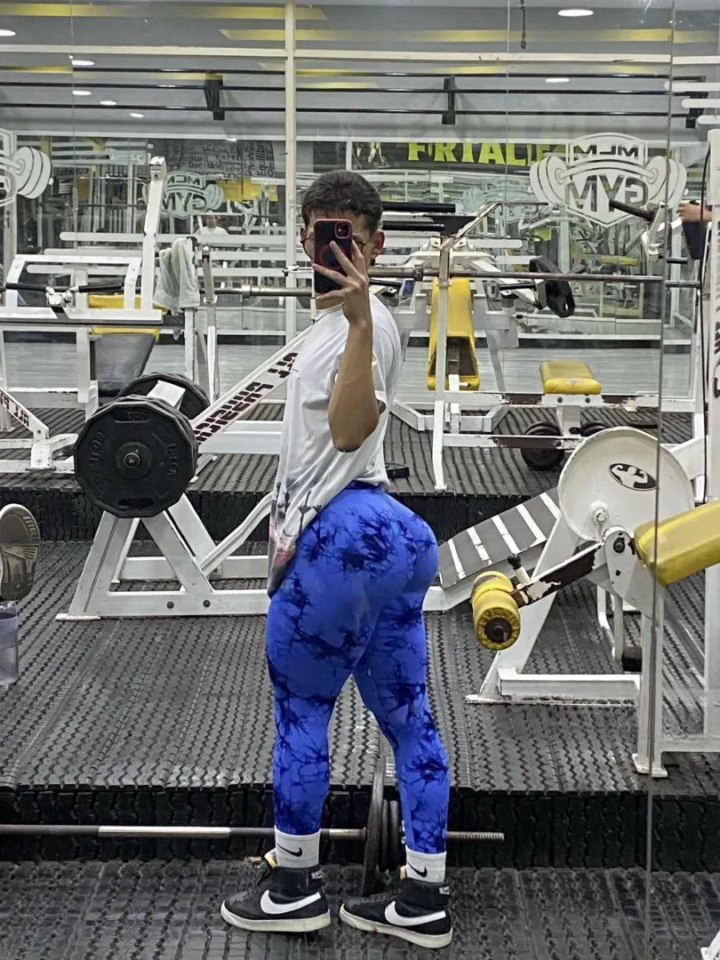 tiktok:alexboom121 posted by LargeCantaloupe8207