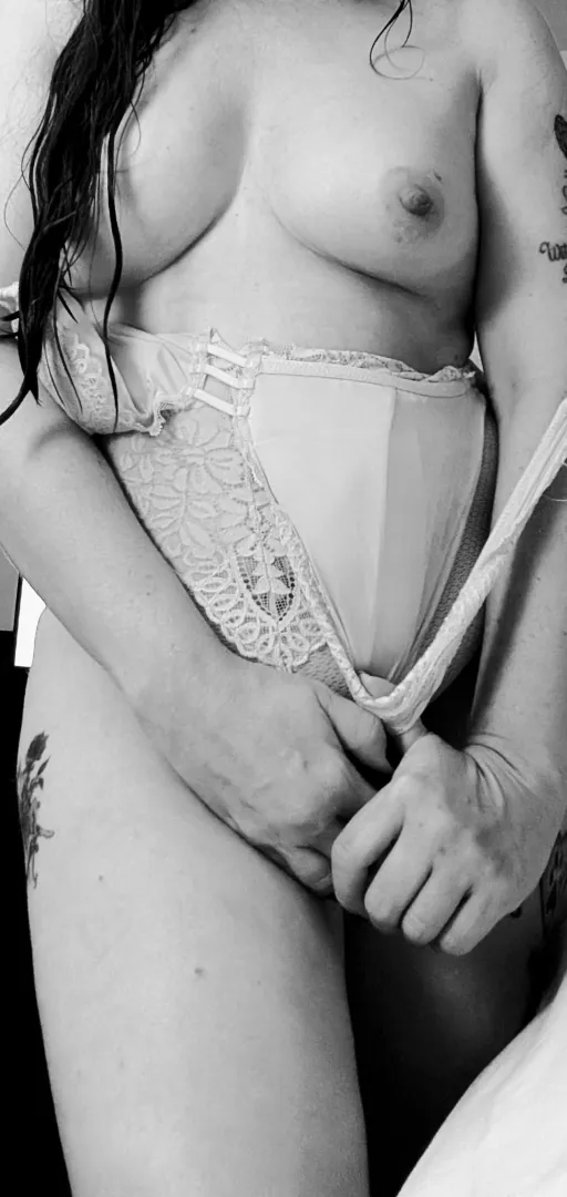 Time to have fun it's Friday posted by snsualsiren