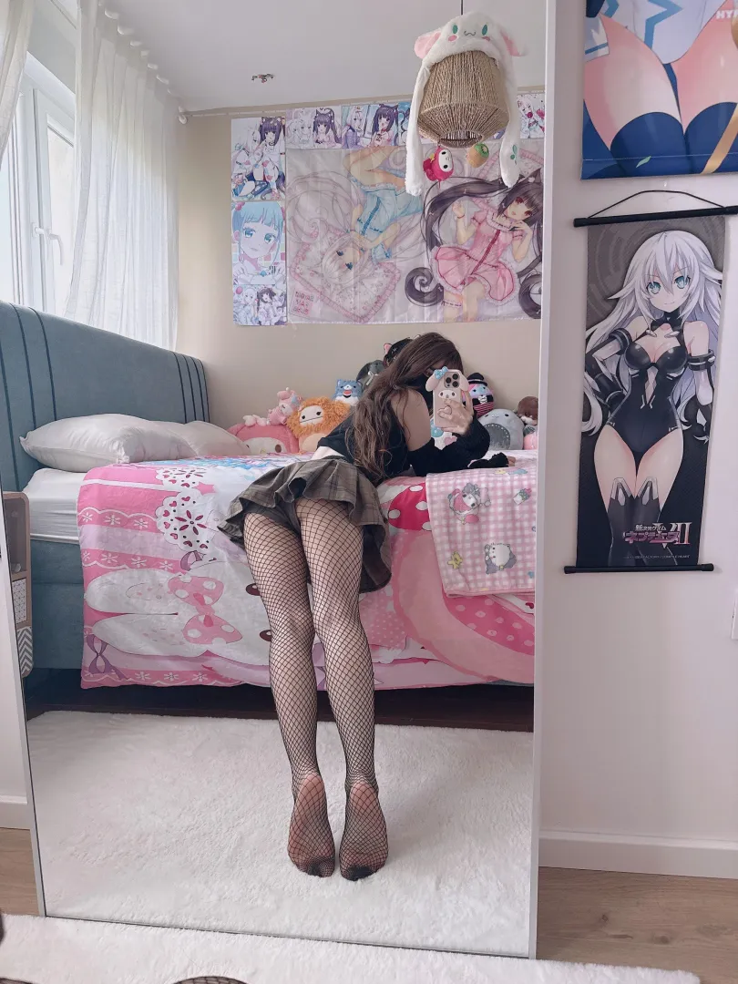 tiny princess being direct >< posted by BunnyDistraction