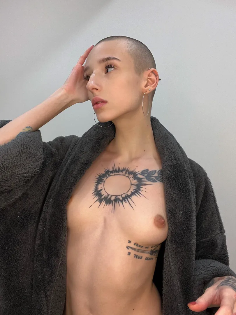 Tiny small secrets posted by ArcticCanvas