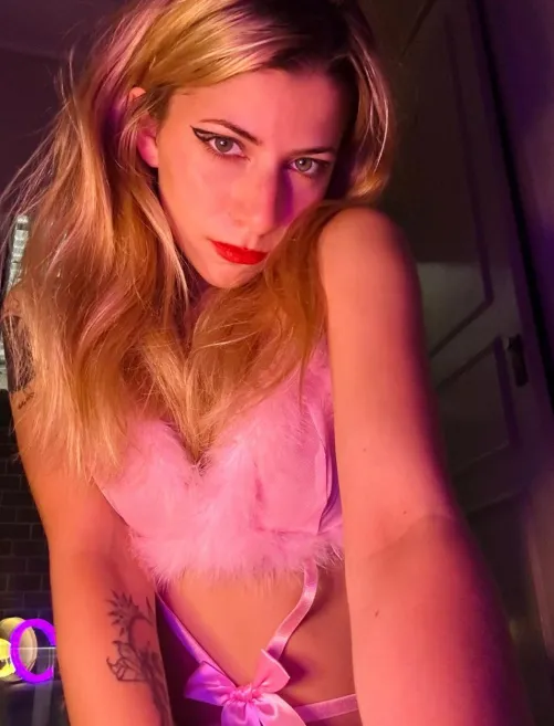 Today's beauty by arousedwhoap