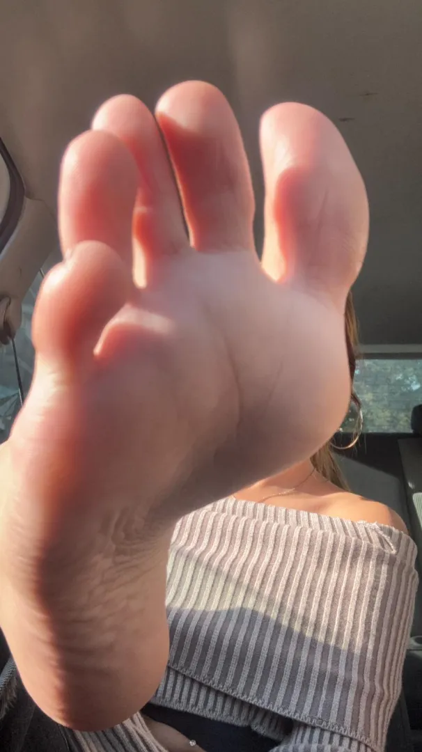 Toes for you posted by Inevitable_Sea4554