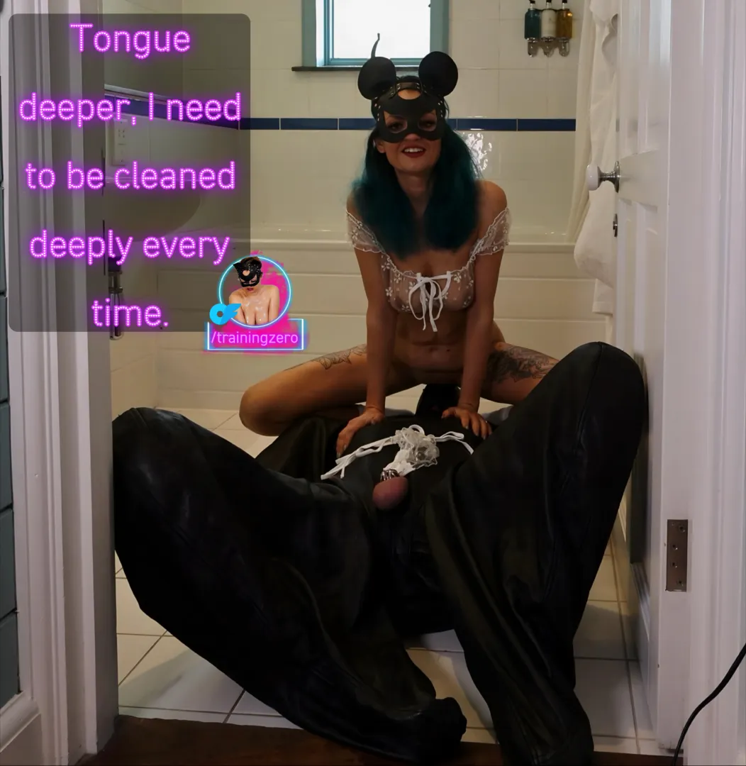 Tongue deeper posted by Miss_Raven_Zero