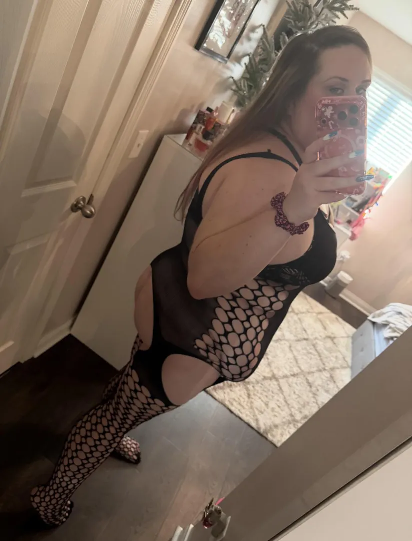 Too cold outside… want to cuddle? ❄️ posted by collarpink