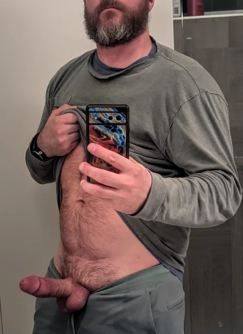 Too hard to not show off by Patdickstar