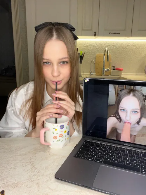 Too much and too little and the same time by Ombenra