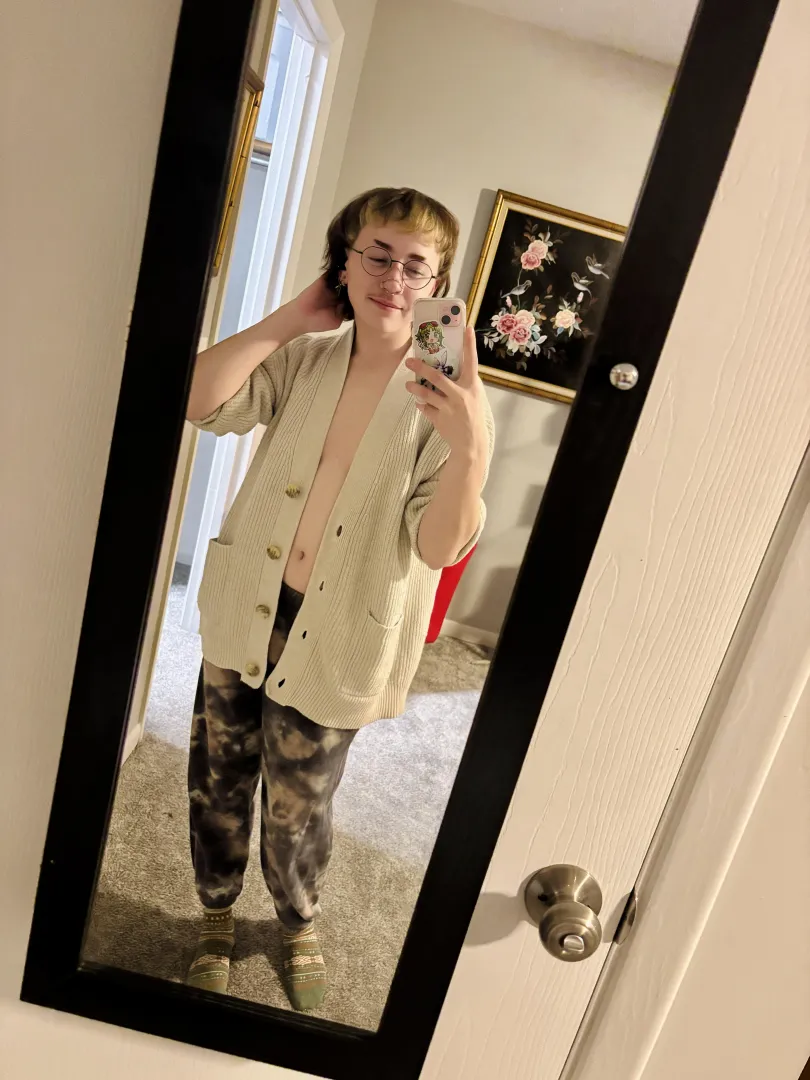 too much clothes? posted by xthisfelix