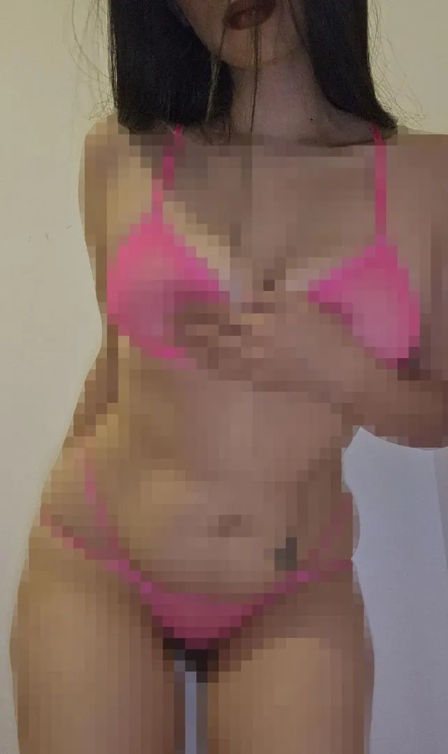 Too much woman for such a small beta posted by VanadisLove