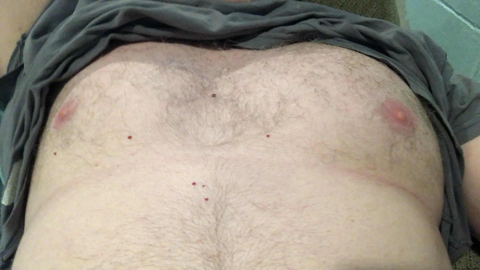 Top daddy looking for sub bottom posted by shore414