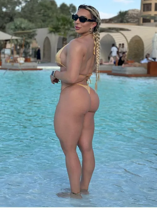 total babe? oh definitely by themusclebarbie