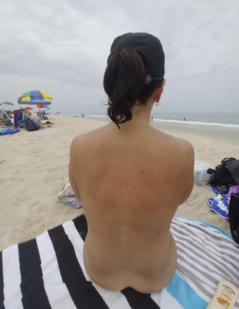 Total relaxation in THE FLA. posted by Constant-Troubl