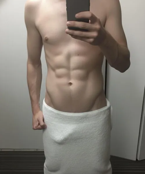 Towel outline by Jayke_Nytra