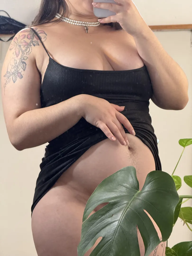 Trails on curvy bodies are such a tease posted by cozykink