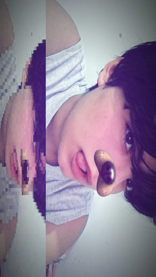 Trans M18 | looking for older guy!  read body before DM. by Puzzleheaded_Star271