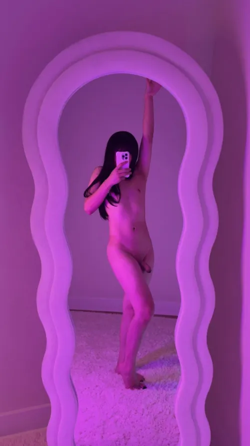 Trappy mirror tease  by chloechoco02