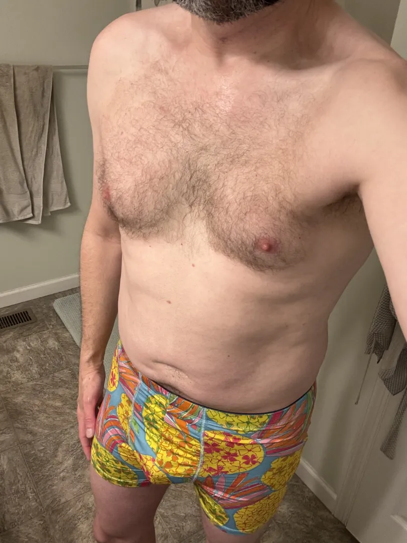 Tropical vibes Tuesday posted by KJ13116