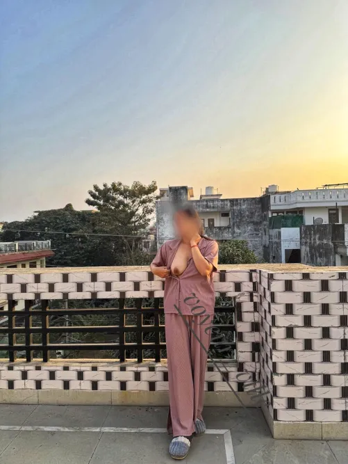 Truth & Dare with friends took unexpected turn. They would've never imagined a shy girl could flash at terrace. by voyeur_ville