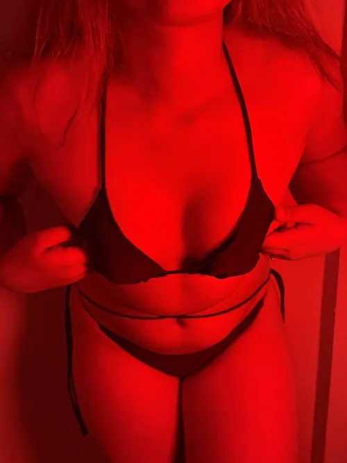 try me daddy, im begging you to fuck me by sweetcutie_jane