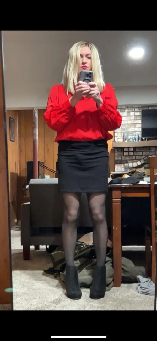 Trying not to get caught by TangledSissy