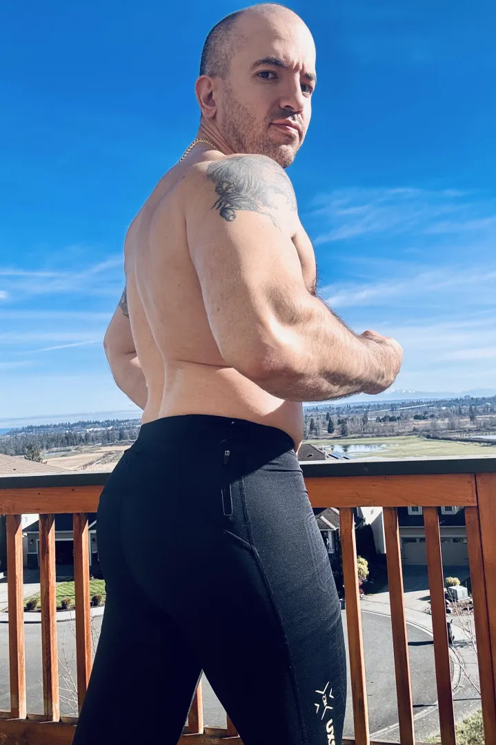 Trying to enjoy the view… you too? posted by Beautiful_Tension37