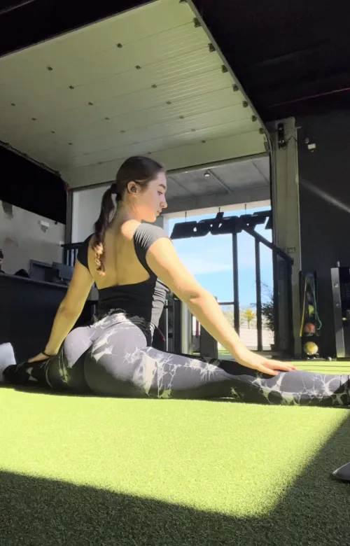 Trying to stay flexible by BozhenaG