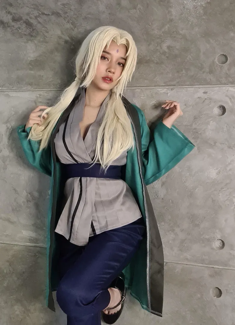 Tsunade from Naruto by Iris posted by CherryNude_