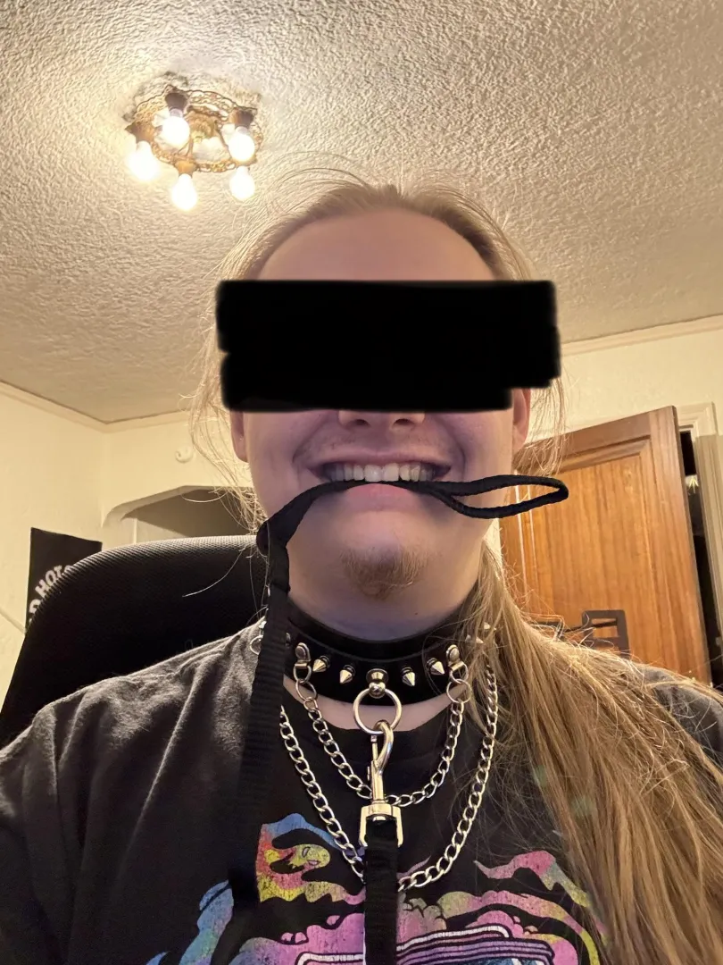 Tug on my leash? I promise I’ll be a good boy posted by IAmDuckSupreme