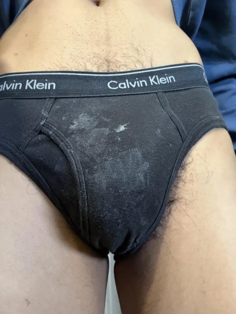 Twink in dads briefs posted by Summershades92