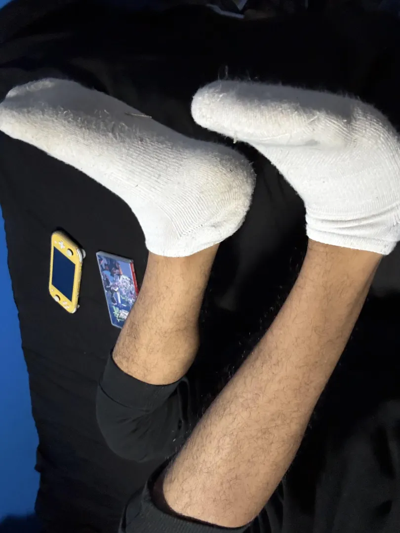 Twink socks posted by Summershades92