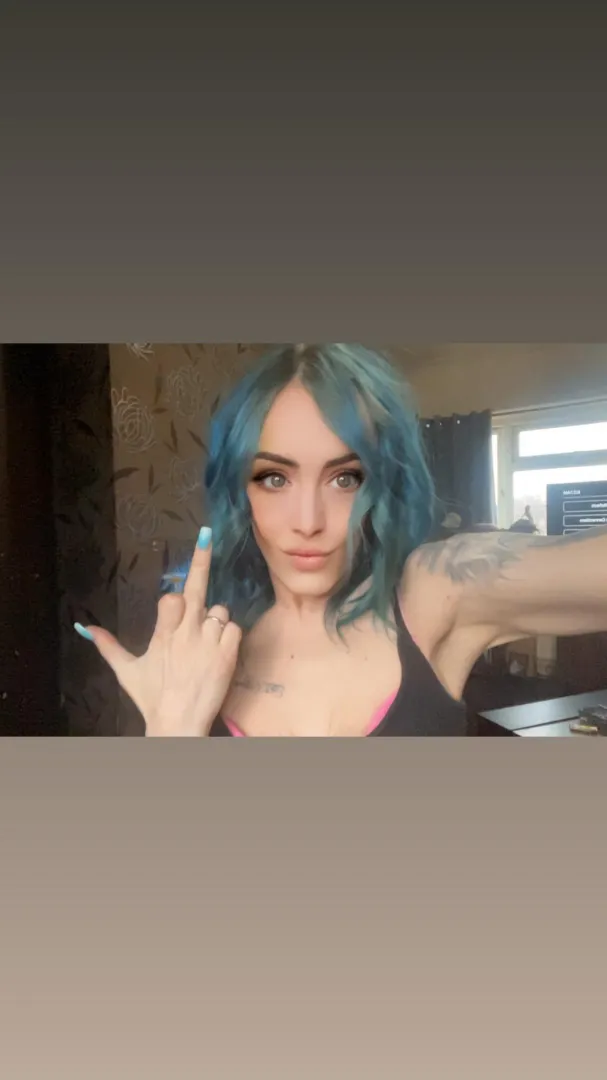two triggers - armpit & the finger posted by GoddessAimee