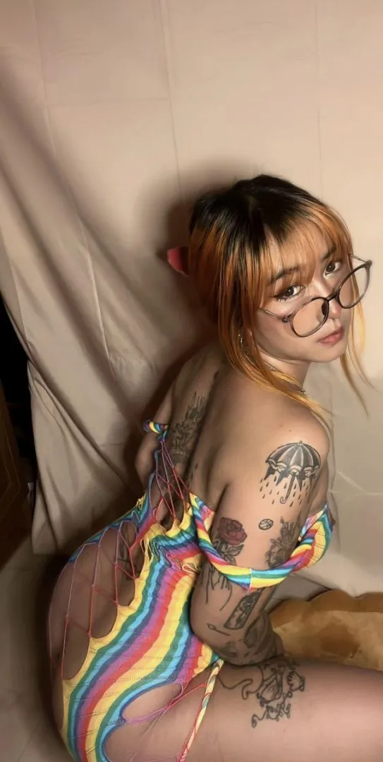 u know what can we sext rn posted by Softflamee