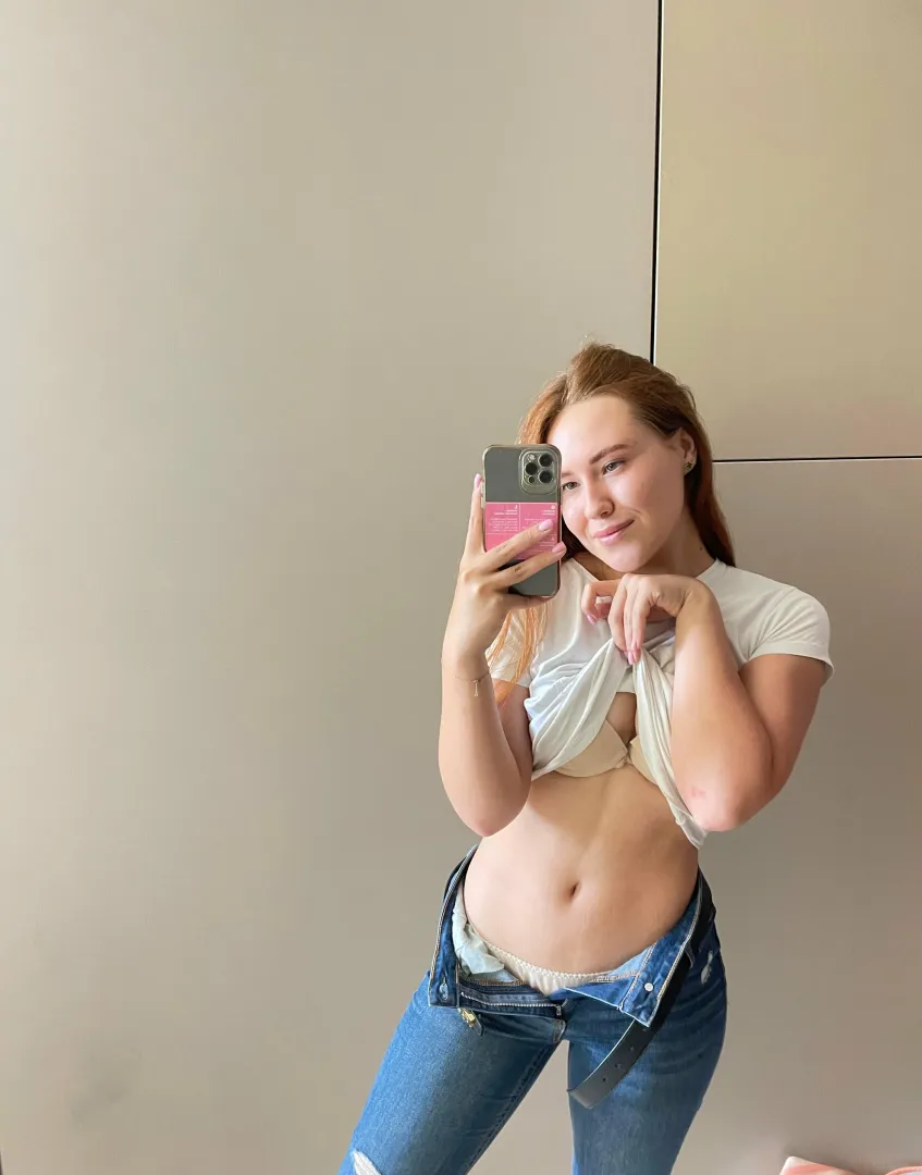 u wanna me take my clothes off rn posted by GlitteringSink8590