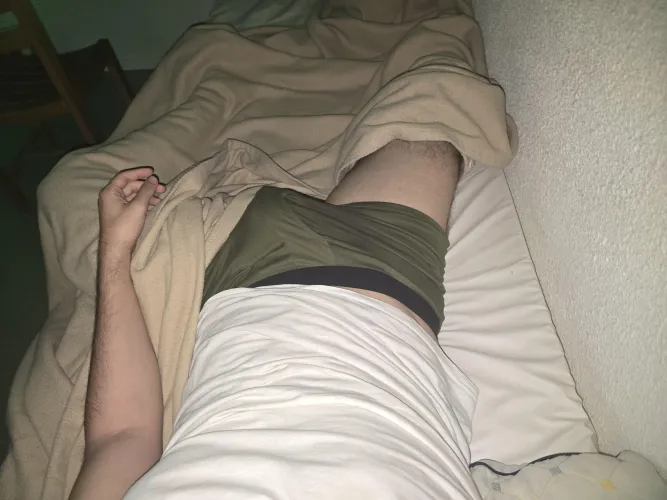 U/blfshadow ma demander de poster ici vous penser quoi? by Key-Interest462