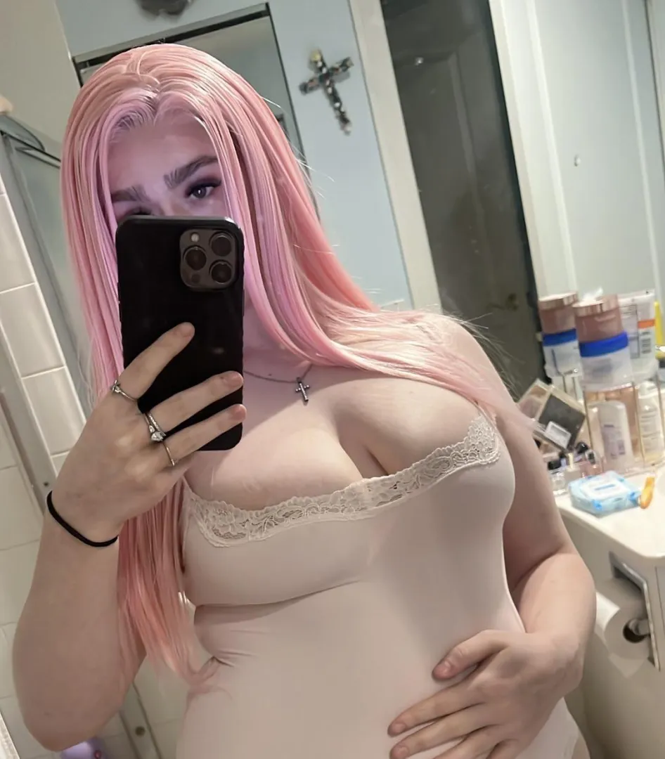 ugh don’t irritate me just bow down posted by JuicyJules18