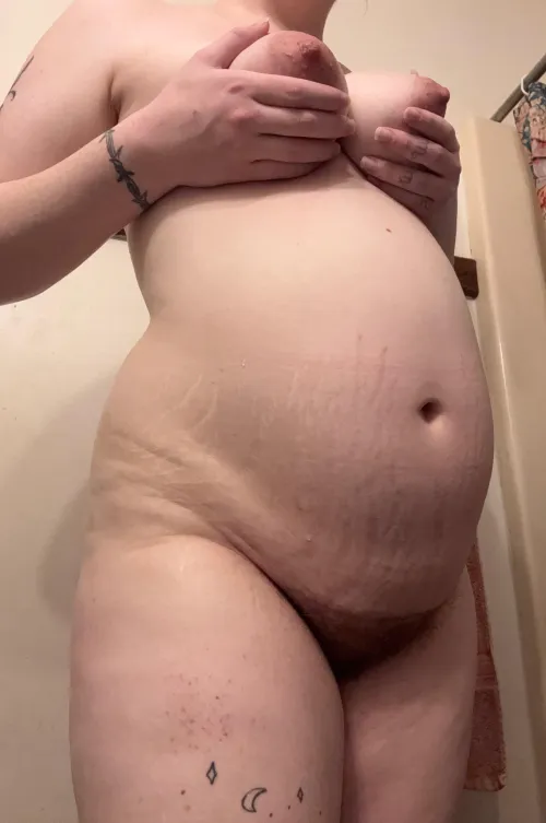 ugh my husband won’t stop getting me pregnant  by couple_of_sins