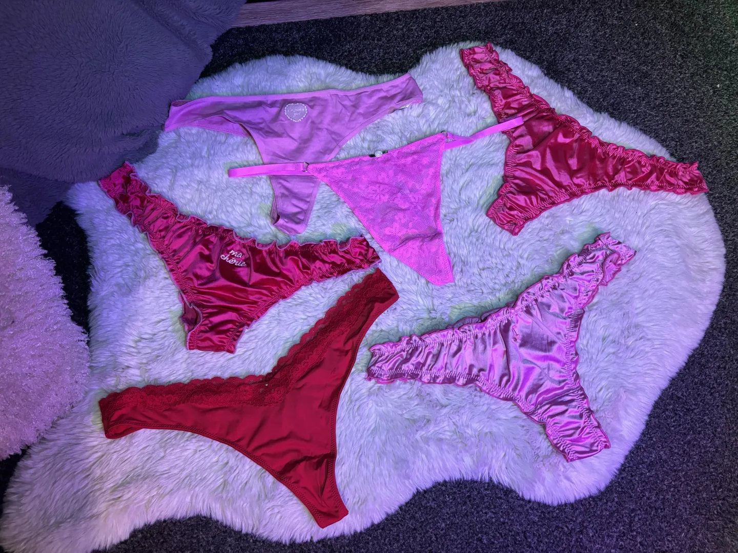(Uk) who’s picking what I’m wearing? Xx posted by Pantiescent